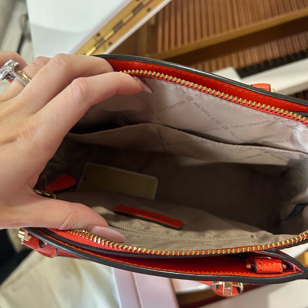 MICHAEL KORS Ellis  Bright Orange Leather Satchel with Gold Hardware - Picture 5 of 7